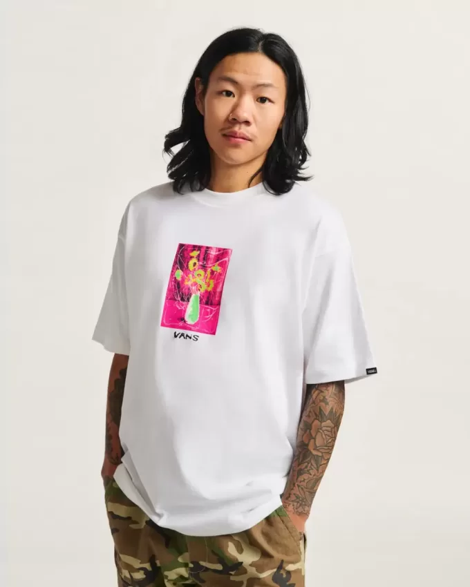 Maglietta con decorazioni floreali