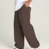 Pantaloni Chino autentici e larghi