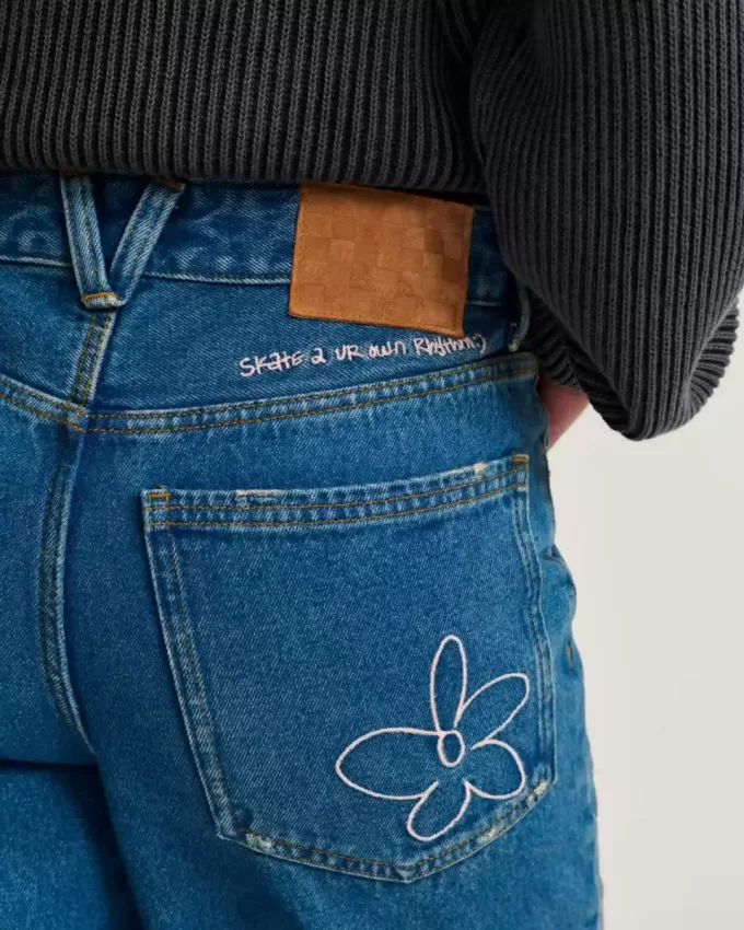 Pantaloni in denim ricamato Sirelle