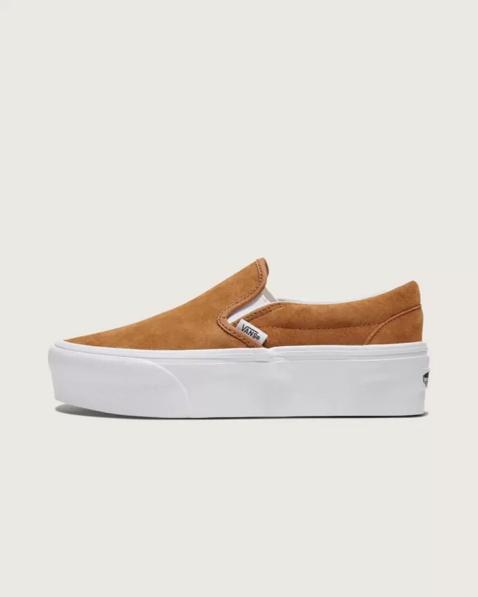Scarpa classica slip-on con plateau
