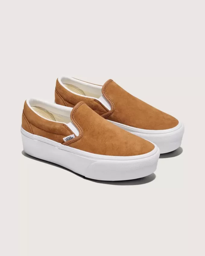 Scarpa classica slip-on con plateau