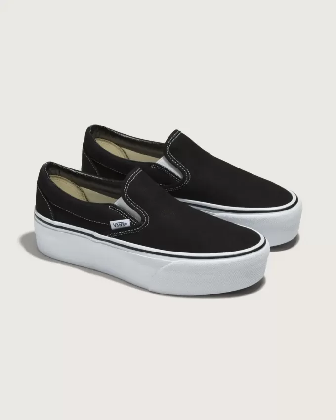Scarpa classica slip-on con plateau
