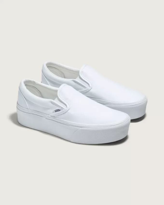 Scarpa classica slip-on con plateau