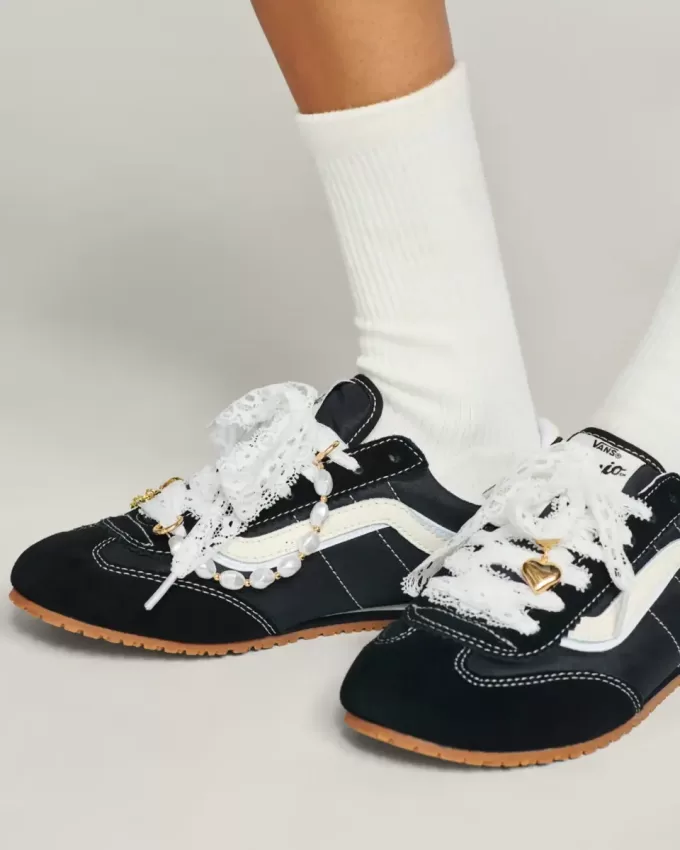 Set di ciondoli per scarpe Vans con perle e lacci